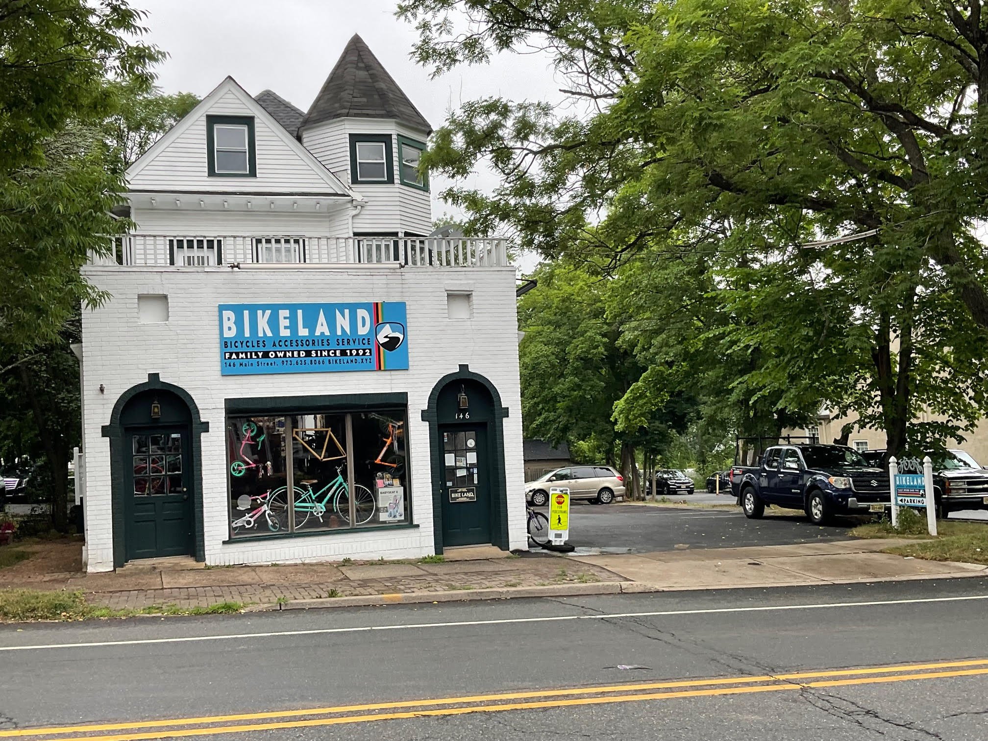 Custom Aluminum Composite Signs for Bikeland in New Jersey